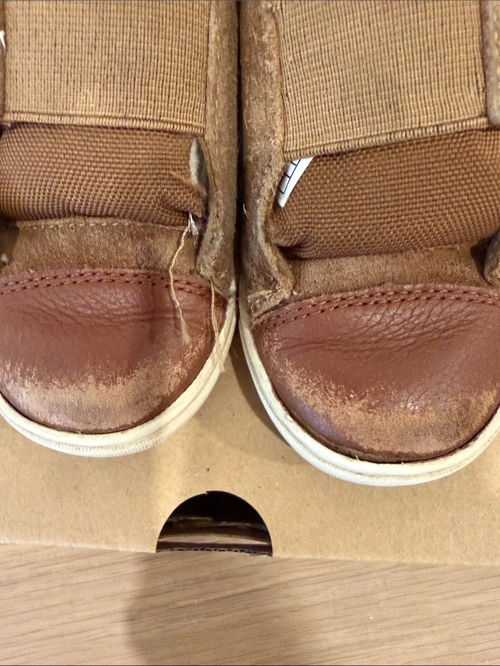 UGG Kids Brown and Tan Slip-On Leather Shoes Rennon Low size 8